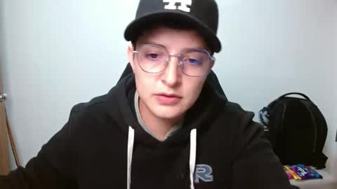 Snapshot of alex_parker07 chatting on October 17, 12:47 am Alex Parker online show from October 17, 12:47 am