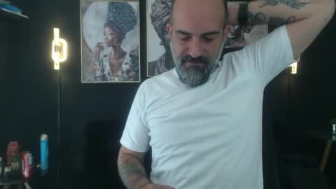 Alex Saints online show from April 28, 2:33 pm