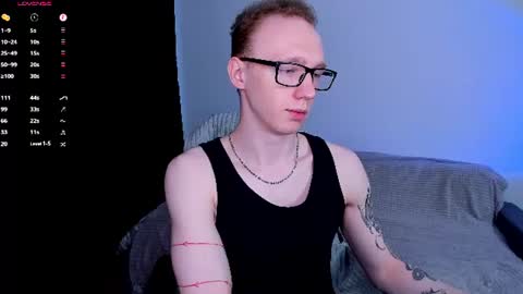 Snapshot of alex_silent chatting on July 8, 12:42 pm alex_silent online show from July 8, 12:42 pm