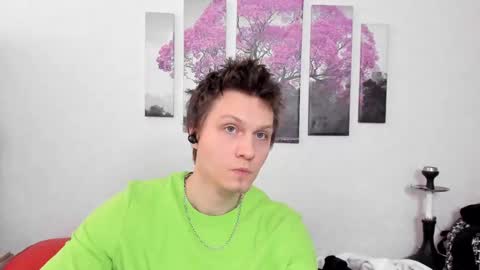 Alex WandHot online show from February 25, 6:25 am