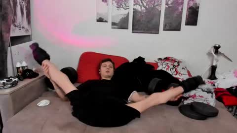 Alex WandHot online show from March 6, 10:20 am