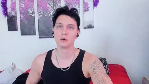 Alex WandHot online show from January 13, 6:40 am