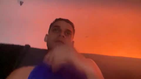 Alex Woll online show from November 16, 7:03 am