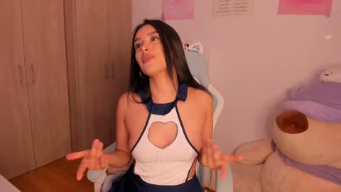 Snapshot of alexa_6908 chatting on January 10, 8:59 pm alexa online show from January 10, 8:59 pm