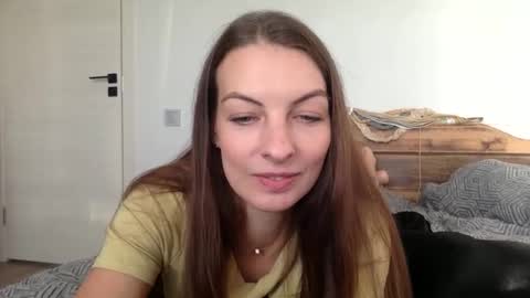 Snapshot of alexa_dreaam chatting on October 3, 5:26 am alexa_dreaam online show from October 3, 5:26 am