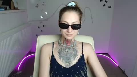 Snapshot of alexa_kittie chatting on July 15, 11:26 am Alexa online show from July 15, 11:26 am