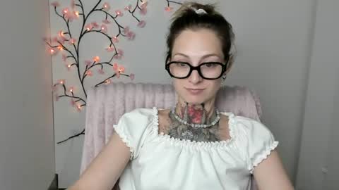 Snapshot of alexa_kittie chatting on July 28, 11:17 am Alexa online show from July 28, 11:17 am