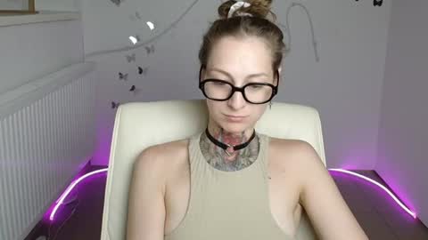 Snapshot of alexa_kittie chatting on July 29, 11:30 am Alexa online show from July 29, 11:30 am