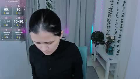 Snapshot of alexa_lexi chatting on December 14, 10:42 am alexa_lexi online show from December 14, 10:42 am