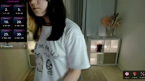 alexa_lexi online show from May 20, 10:54 am