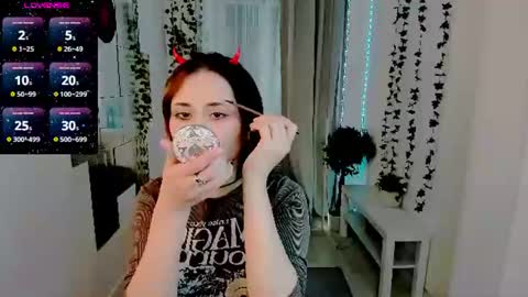 alexa_lexi online show from June 24, 11:20 am