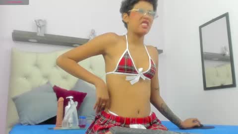 alexa_liss18 online show from May 8, 1:22 am