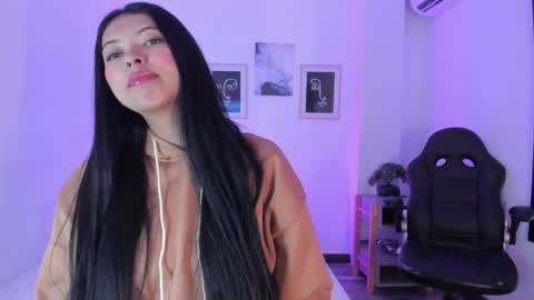 Alexa Millers online show from January 29, 4:26 am