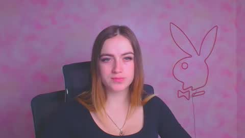 Snapshot of alexa_missu chatting on November 20, 7:19 am Alexa online show from November 20, 7:19 am