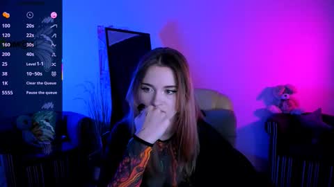 alexa_night_ online show from October 18, 8:42 pm