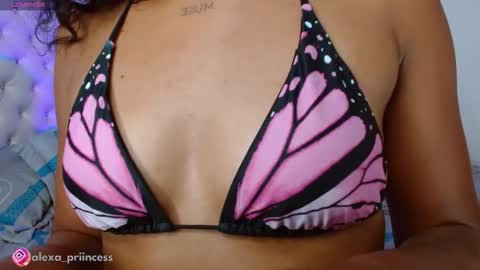   online show from October 18, 8:09 pm