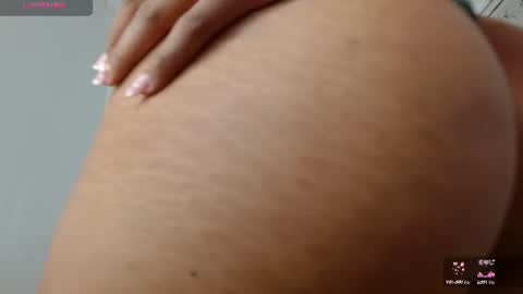 Snapshot of alexa_priincess chatting on June 25, 4:22 pm online show from June 25, 4:22 pm