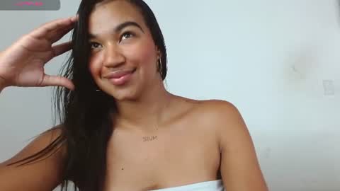 Snapshot of alexa_priincess chatting on July 22, 9:28 pm online show from July 22, 9:28 pm