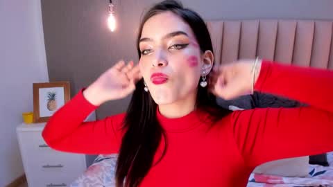 Alexa Thaylor online show from February 8, 4:47 pm