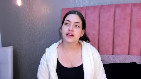 Alexa Thaylor online show from November 26, 3:13 pm