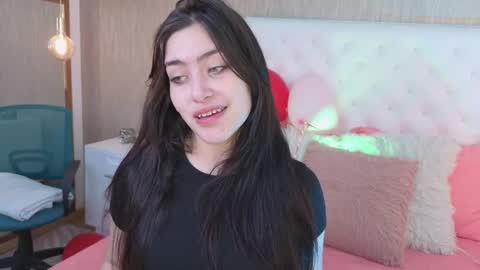 Alexa Thaylor online show from February 20, 2:39 pm