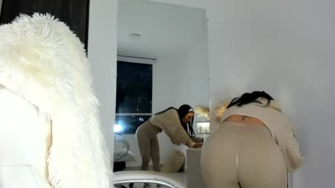 alexa_tobar online show from July 20, 11:29 pm