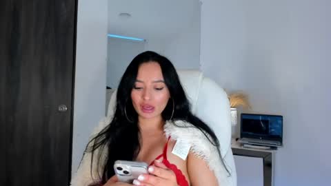 alexa_tobar online show from July 21, 9:50 pm