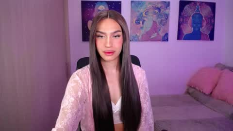 Alexa Bloomx  online show from February 12, 2:17 am