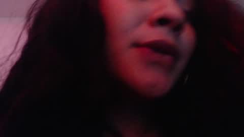 Snapshot of alexablue111 chatting on December 5, 9:28 am Alexa blue online show from December 5, 9:28 am