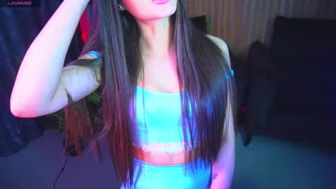 Snapshot of alexagreyyy chatting on February 28, 10:00 pm alexagreyyy online show from February 28, 10:00 pm