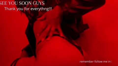 Snapshot of alexalovecastle1 chatting on December 5, 9:39 am Alexandra Castillo online show from December 5, 9:39 am