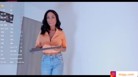 Snapshot of alexalovecastle1 chatting on December 19, 12:56 am Alexandra Castillo online show from December 19, 12:56 am