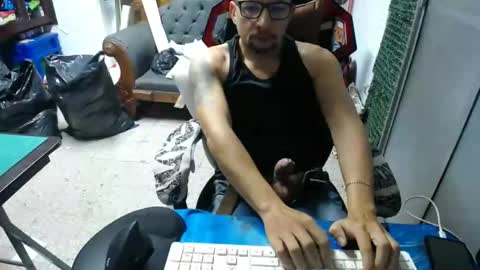 Snapshot of alexamdergal chatting on March 7, 12:45 pm Alexamdergal online show from March 7, 12:45 pm