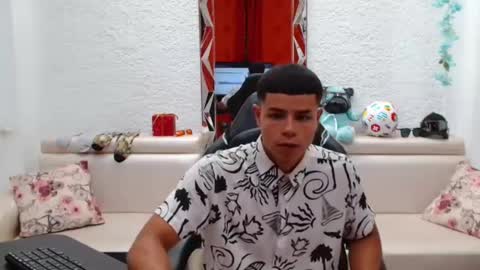 Snapshot of alexander_cr chatting on July 11, 8:55 pm Alexander online show from July 11, 8:55 pm