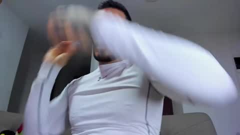 Snapshot of alexander_martines chatting on December 12, 3:10 am Onlyfansalexmartinezwb Instagram alexwbmartinez Twitter martinezcb937 online show from December 12, 3:10 am