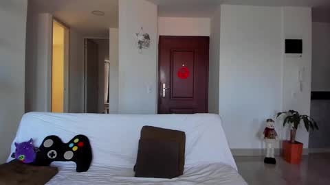 Snapshot of alexander_martines chatting on December 18, 9:29 pm Onlyfansalexmartinezwb Instagram alexwbmartinez Twitter martinezcb937 online show from December 18, 9:29 pm