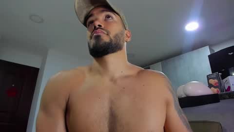 Snapshot of alexander_martines chatting on January 8, 2:25 am Onlyfansalexmartinezwb Instagram alexwbmartinez Twitter martinezcb937 online show from January 8, 2:25 am