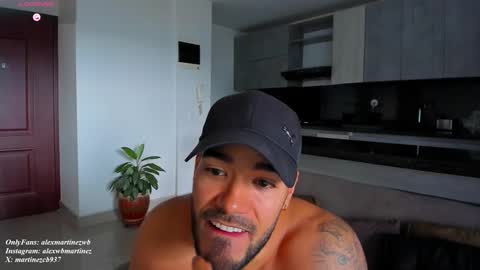 Snapshot of alexander_martines chatting on September 22, 9:06 pm Onlyfansalexmartinezwb Instagram alexwbmartinez Twitter martinezcb937 online show from September 22, 9:06 pm