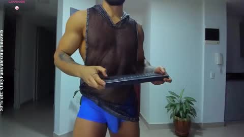 Snapshot of alexander_martines chatting on October 22, 12:00 am Onlyfansalexmartinezwb Instagram alexwbmartinez Twitter martinezcb937 online show from October 22, 12:00 am