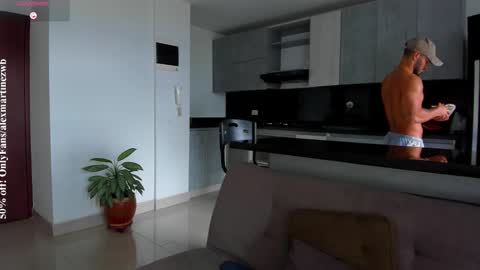 Snapshot of alexander_martines chatting on November 11, 8:09 pm Onlyfansalexmartinezwb Instagram alexwbmartinez Twitter martinezcb937 online show from November 11, 8:09 pm