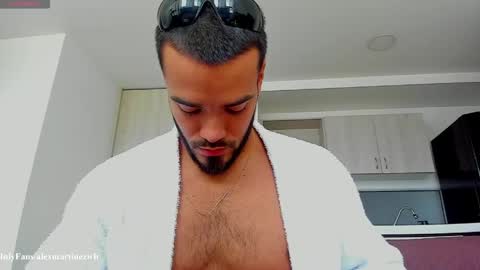 Onlyfansalexmartinezwb  Instagram alexwbmartinez  Twitter martinezcb937 online show from April 27, 6:06 pm