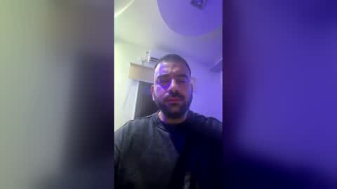 alexanderxxx97 online show from March 19, 12:03 am