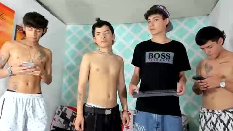 Snapshot of alexandluke1 chatting on December 12, 10:31 pm chicos hot online show from December 12, 10:31 pm