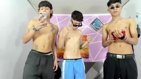 Snapshot of alexandluke1 chatting on January 29, 10:01 pm chicos hot online show from January 29, 10:01 pm
