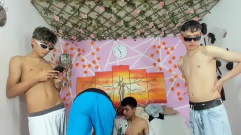 Snapshot of alexandluke1 chatting on March 10, 10:55 pm chicos hot online show from March 10, 10:55 pm