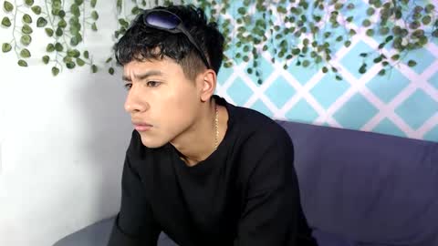Snapshot of alexandluke1 chatting on September 21, 1:46 pm chicos hot online show from September 21, 1:46 pm