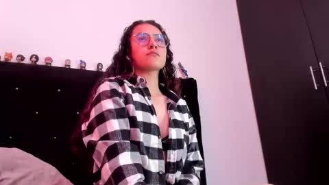 alexandra clauss online show from March 7, 6:49 pm