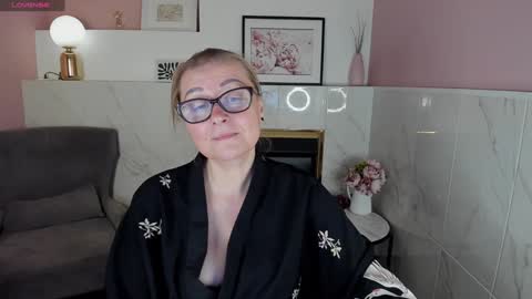 Alexandra online show from December 27, 2:58 am