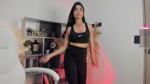 Alexandra Rodriguez online show from February 6, 3:44 am