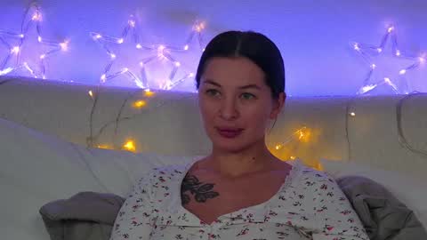 Snapshot of alexandrabloom chatting on December 30, 4:20 am AlexandraBloom online show from December 30, 4:20 am